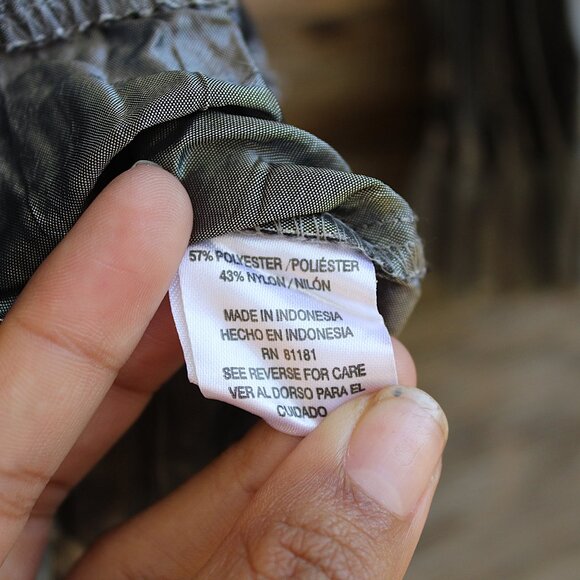 'Agora' silver metallic crinkled rhinestone button down long sleeve top - Picture 6 of 6